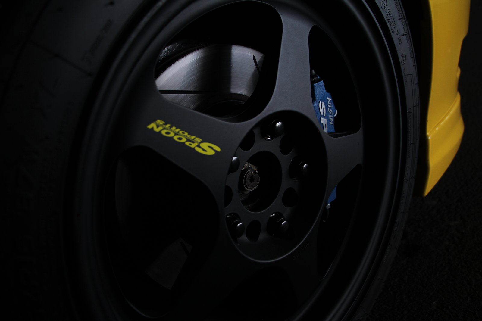 Spoon Sports wheel with Nismo brake caliper
